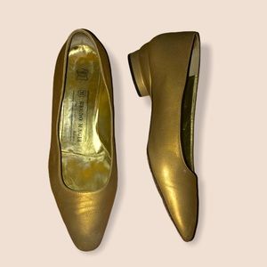 BRUNO MAGLI VINTAGE 80’s Low Profile Gold Pump-7.5
